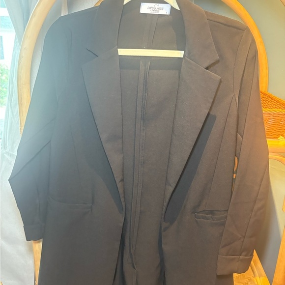 Carly Jean Black Blazer - Picture 3 of 5